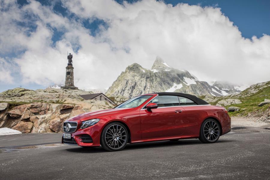  Mercedes-Benz E300 AMG Line Cabriolet 2017 года  (WW) (фото 3 из 32)